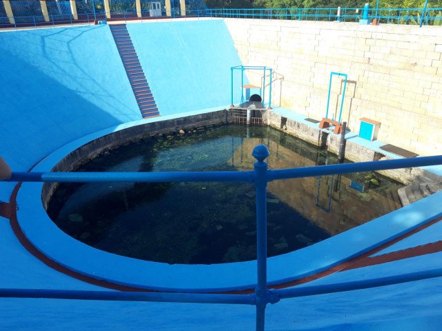 Large Albear Cup, Taza de Albear, where water from the Vento springs is collected