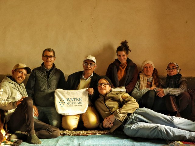 Villagers and WAMU+NET staff co creating the ecomuseum of Douiret-Sbâa and its oasis © Tommaso Borroni