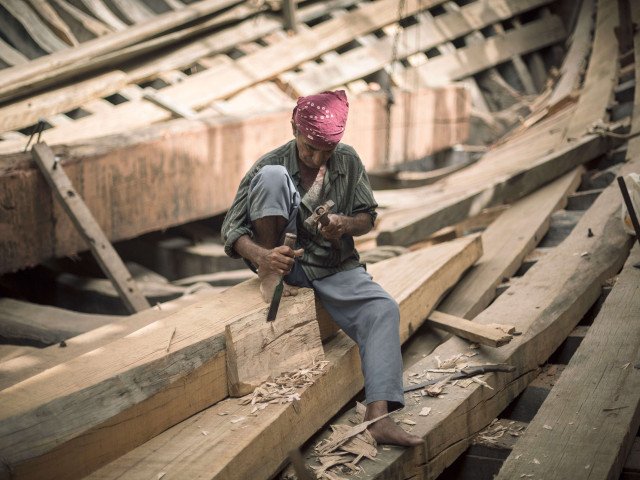 Photographic documentation on the ship builders of Mandvi, Gujarat - 2017