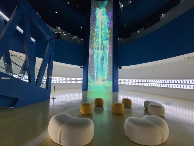 Media Wall "Spring of Vitality"