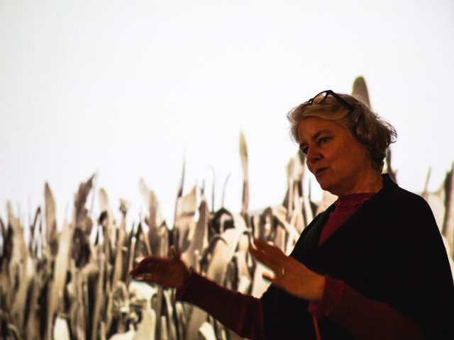 Jo Pearl during the guided visit. Credits: Sofia Matos Silva
